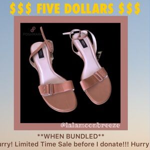✅Only $5 Dollars when Bundled!!!!   Classic Tan Wedges!